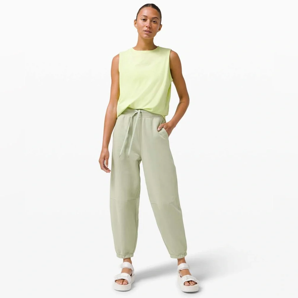 Lululemon Relaxed Fit French Terry Jogger Green Fern Sz 4 Cotton